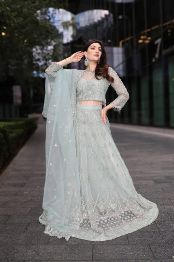 Frosted Elegance  -  Emran Kaxhif (AC-135)